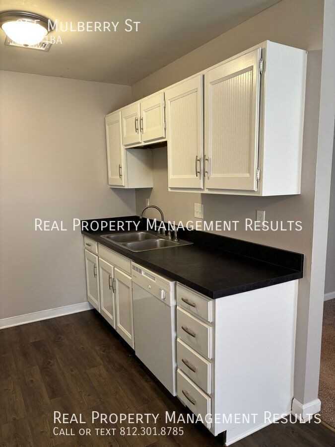 255 Mulberry St - Photo 6 of 11