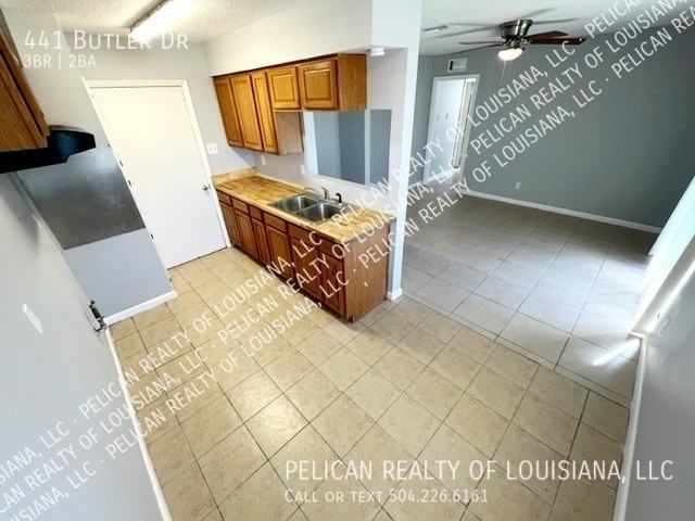 441 Butler Dr - Photo 5 of 10