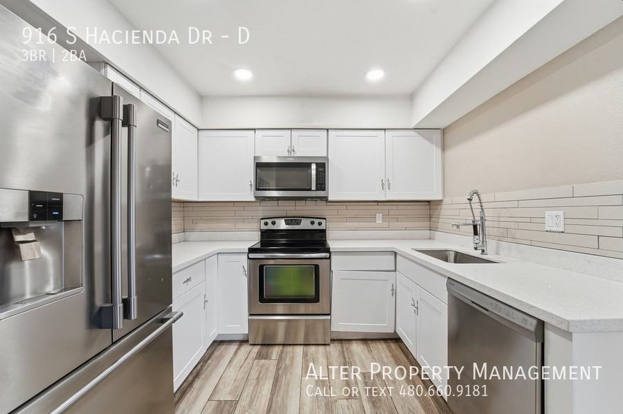 916 S Hacienda Dr #D - Photo 5 of 22
