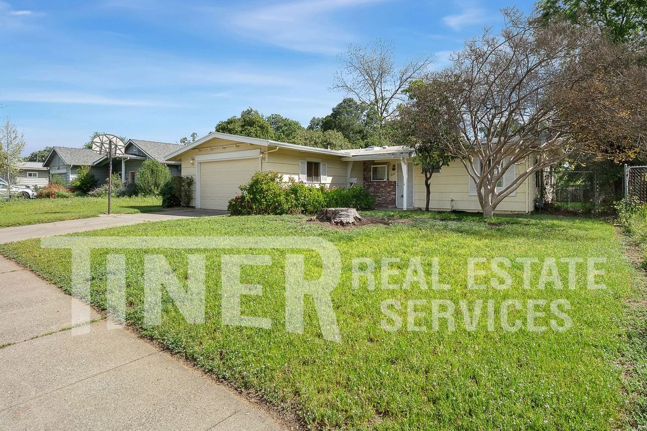 3604 Winston Way - Photo 6 of 27