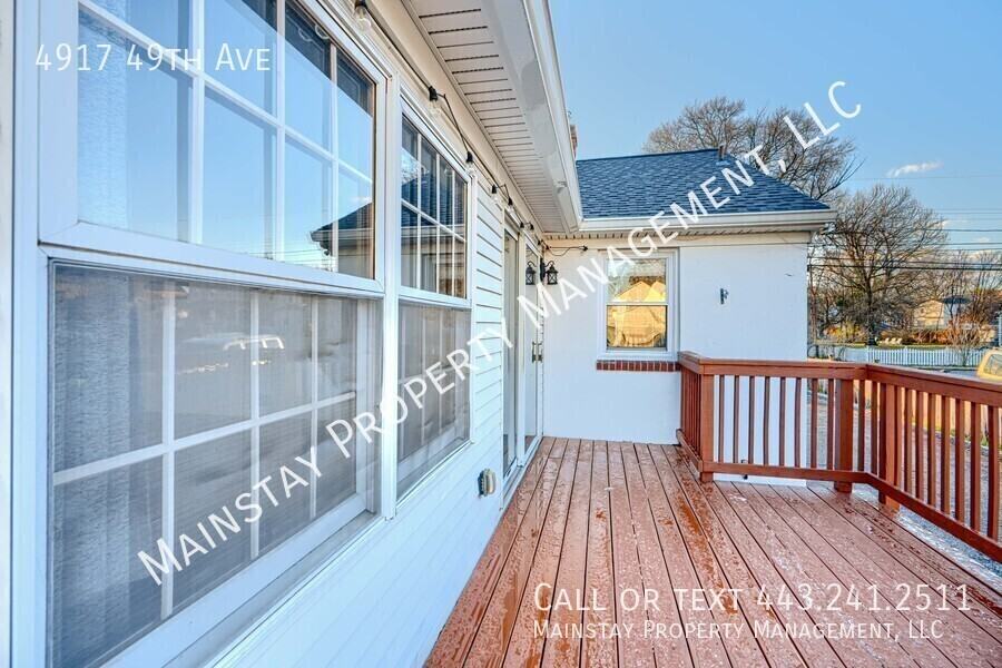 4917 49th Ave - Photo 4 of 27