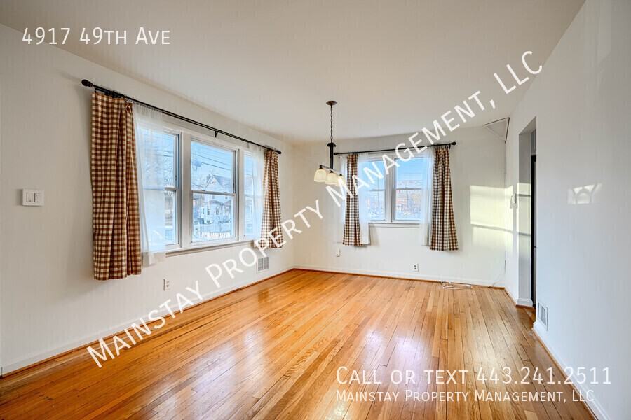 4917 49th Ave - Photo 6 of 27