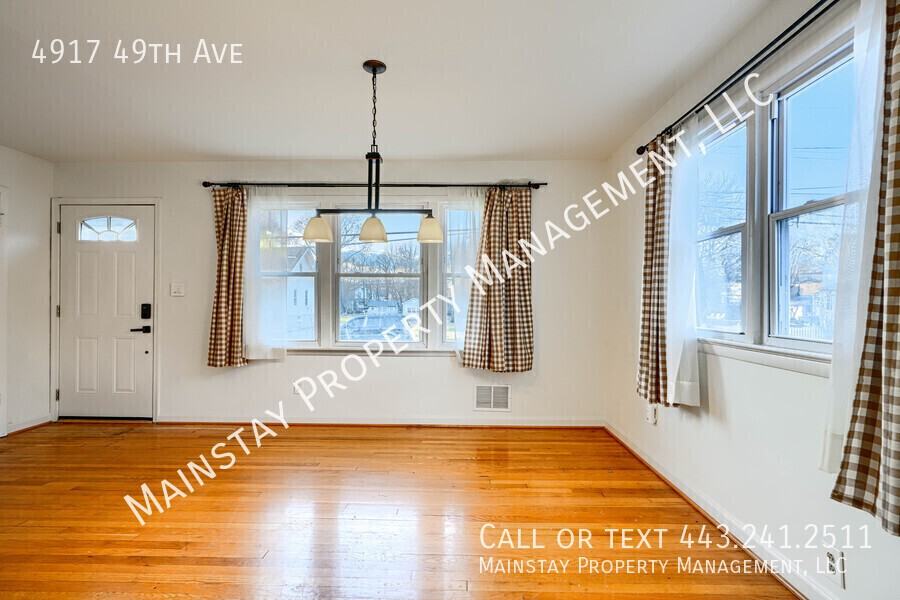 4917 49th Ave - Photo 7 of 27