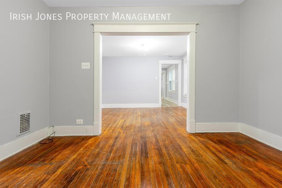 239 Crowley Ave #1 - Photo 3 of 15