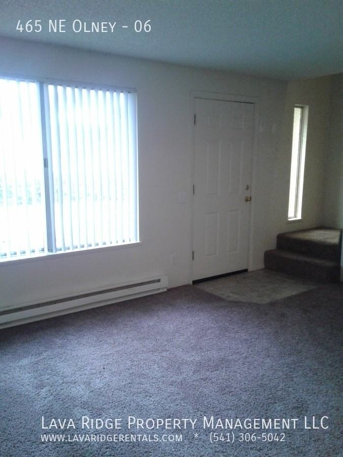 465 Ne Olney Ave #06 - Photo 5 of 7