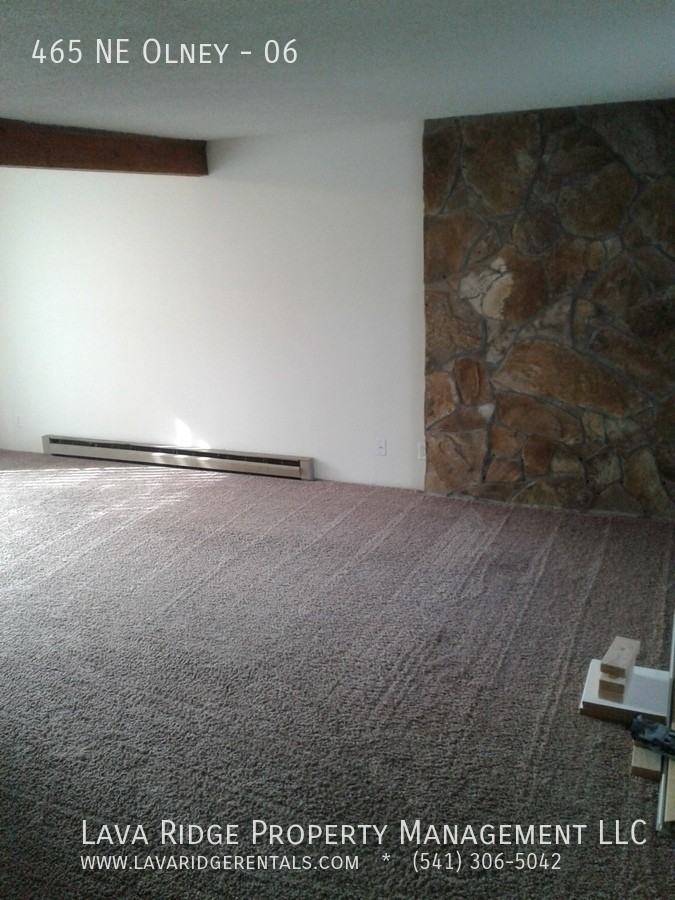 465 Ne Olney Ave #06 - Photo 6 of 7