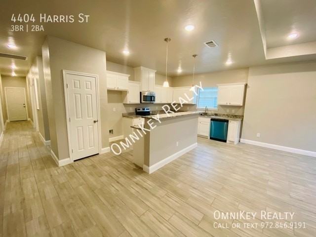 4404 Harris St - Photo 3 of 22