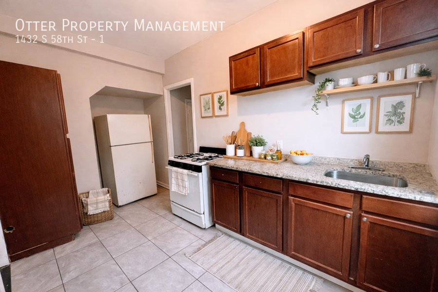 1432 S 58th St #1 - Photo 2 of 19