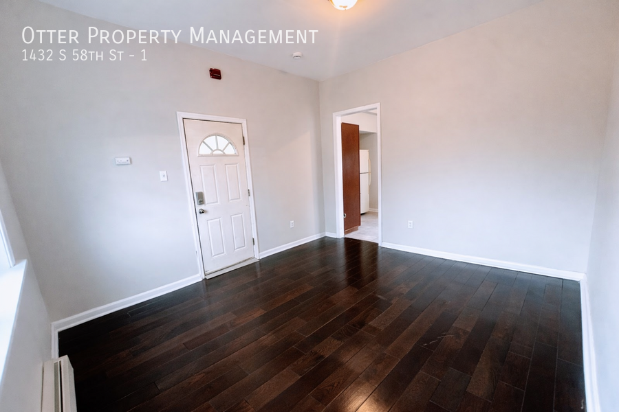 1432 S 58th St #1 - Photo 5 of 19