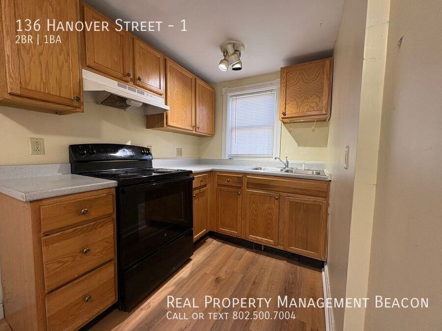 136 Hanover St #1 - Photo 3 of 13