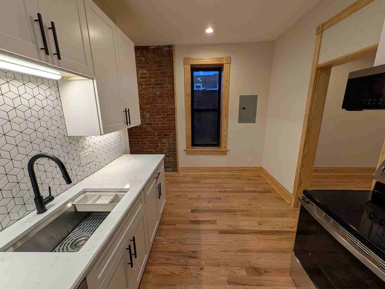 3231 Morganford Rd #3231 - Photo 3 of 37