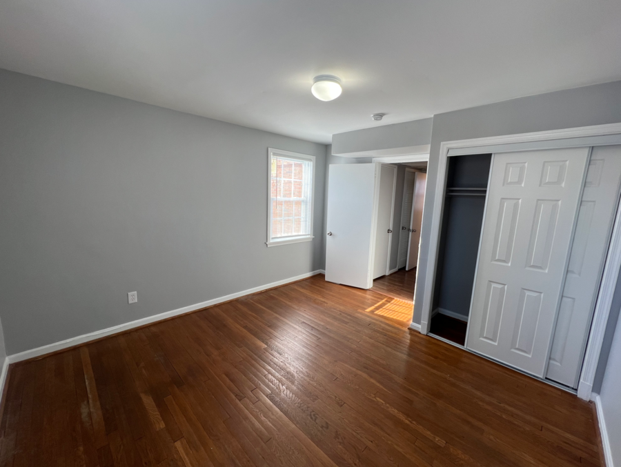 2008 Fort Davis St Se #302 - Photo 5 of 14