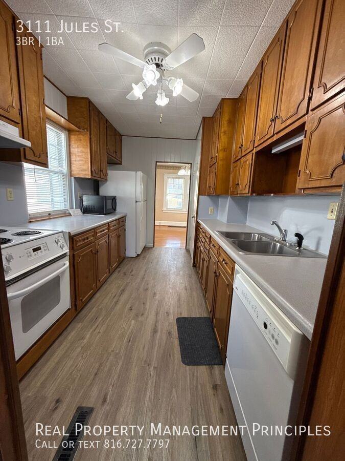 3111 Jules St - Photo 7 of 14