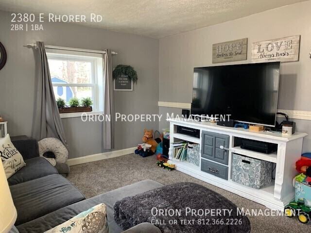 2380 E Rhorer Rd - Photo 2 of 9