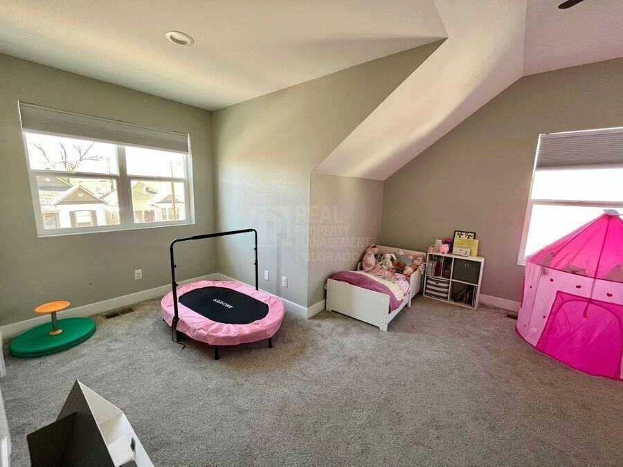 2110 W Pikes Peak Ave - Photo 7 of 15