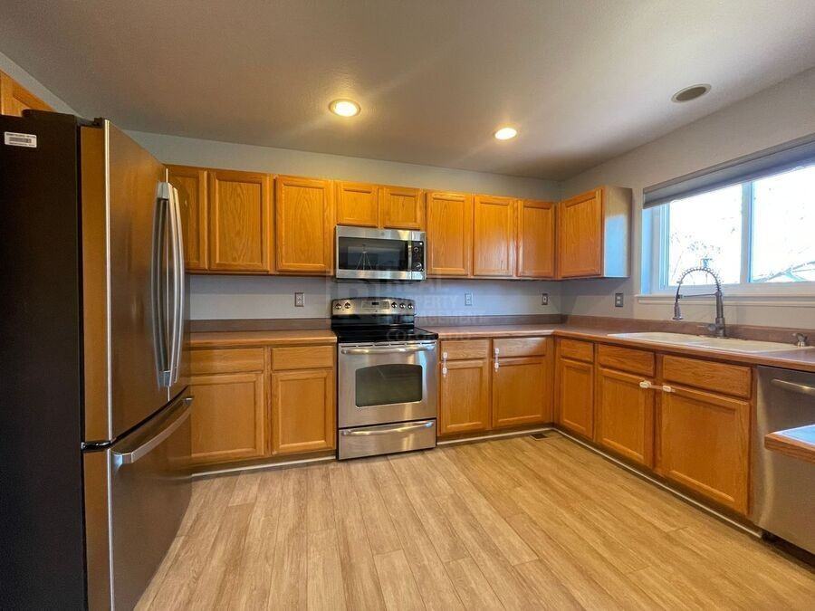 16299 Blueleaf Pl - Photo 6 of 17