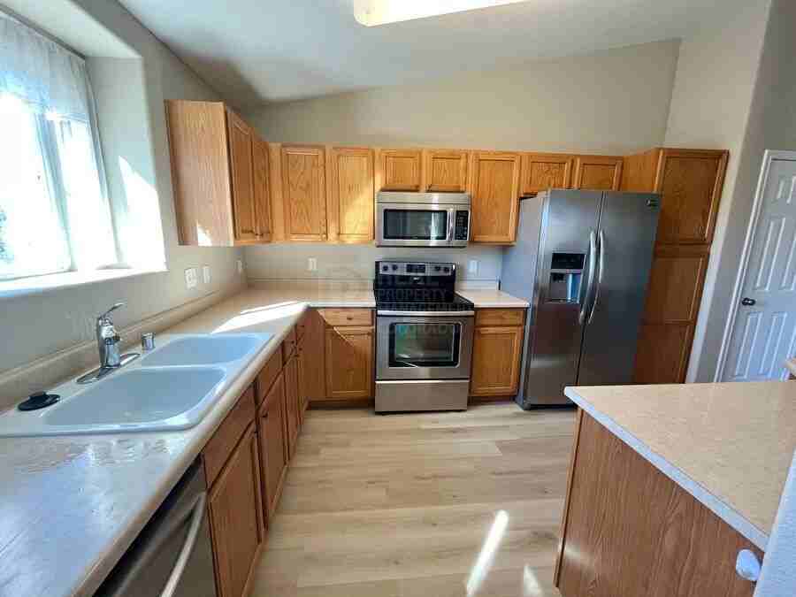 3927 Riviera Grv #203 - Photo 4 of 17