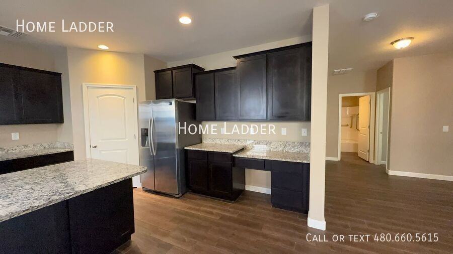 14844 N 171st Dr - Photo 4 of 23