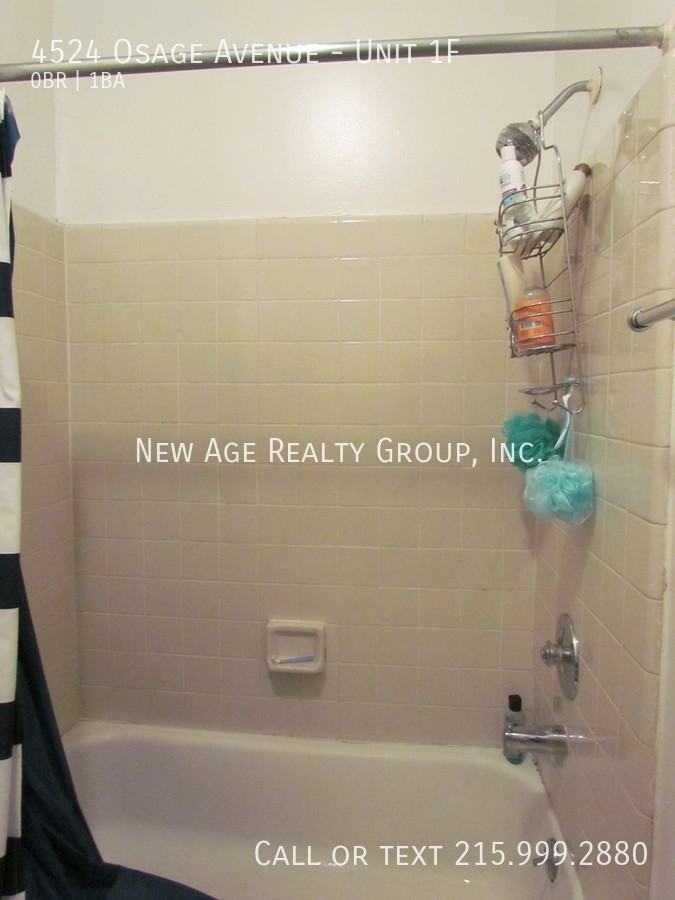 4524 Osage Ave #1F - Photo 5 of 8