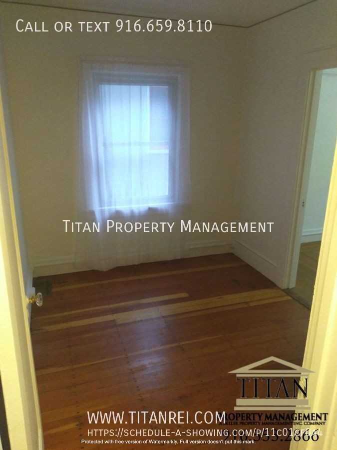 714 27th St #2 - Photo 7 of 12