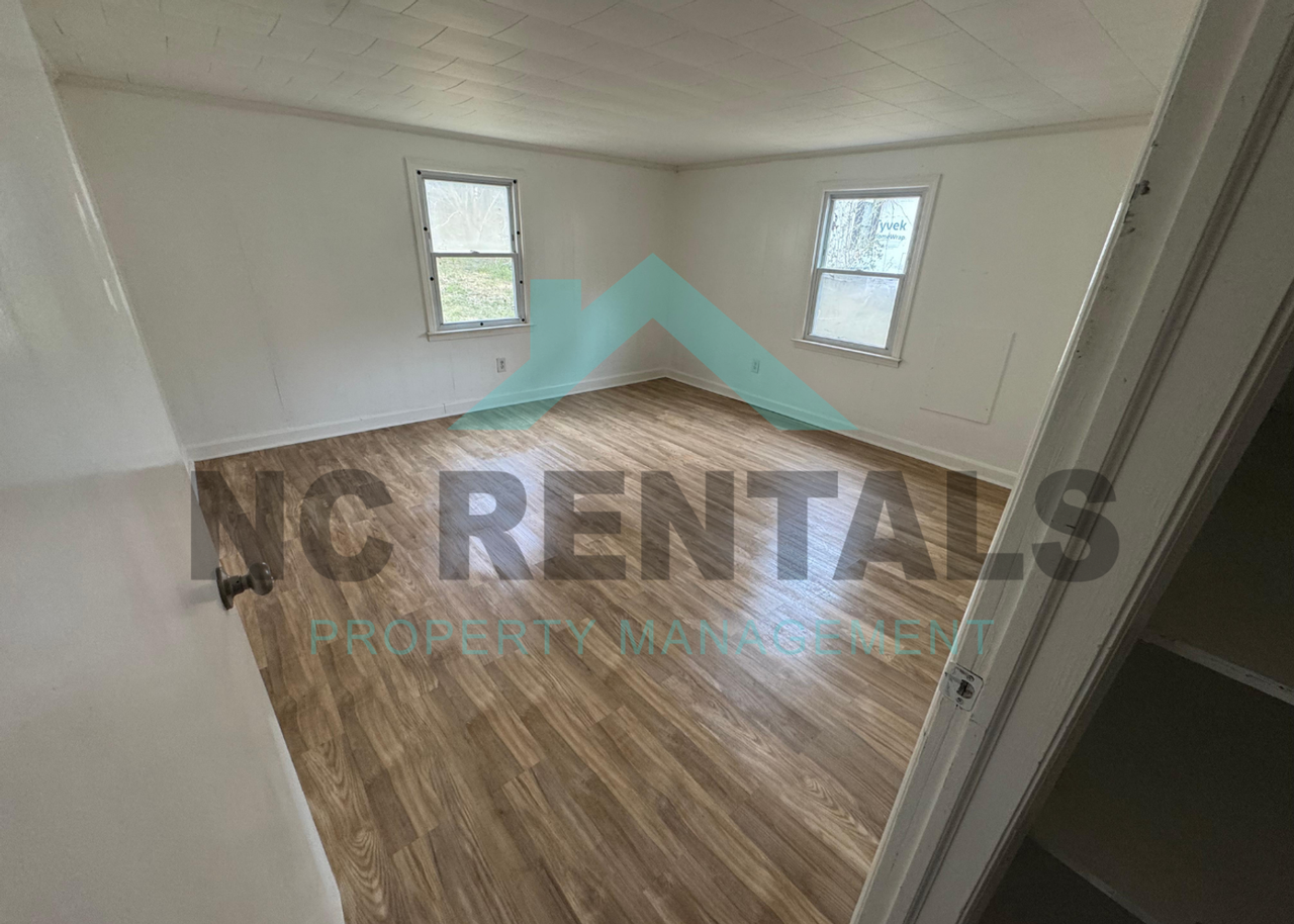 2038 Saxapahaw Bethlehem Ch Rd - Photo 7 of 16