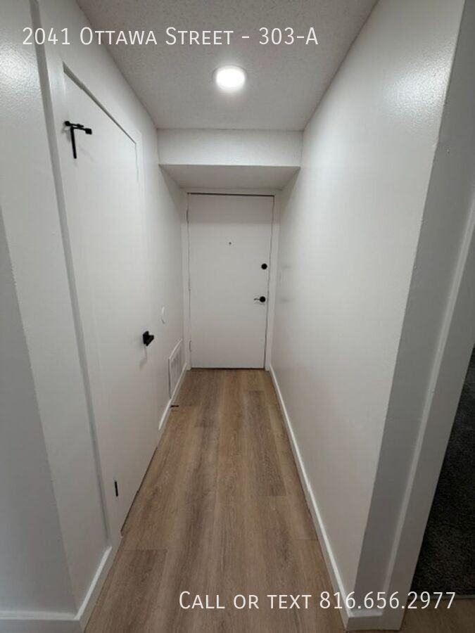 2041 Ottawa St #303A - Photo 6 of 34