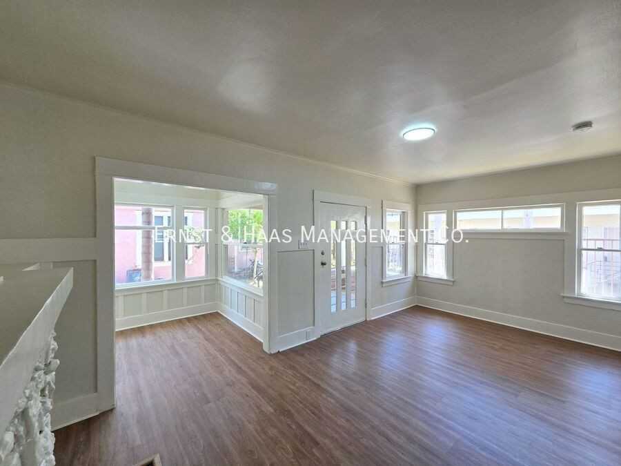 1027 1/2 E Ocean Blvd - Photo 5 of 19