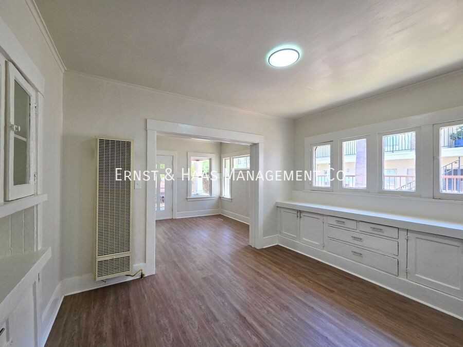 1027 1/2 E Ocean Blvd - Photo 4 of 19
