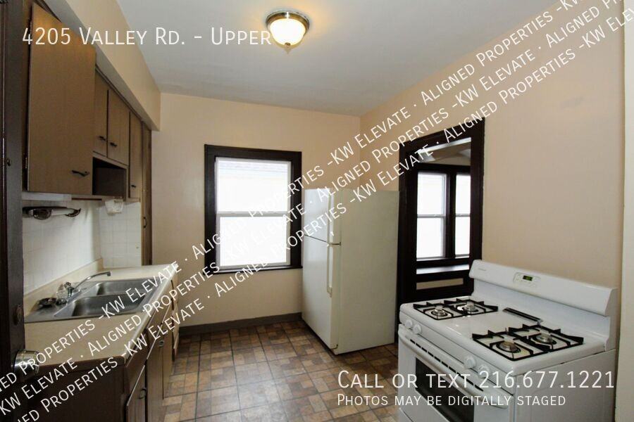 4205 Valley Rd - Photo 4 of 13