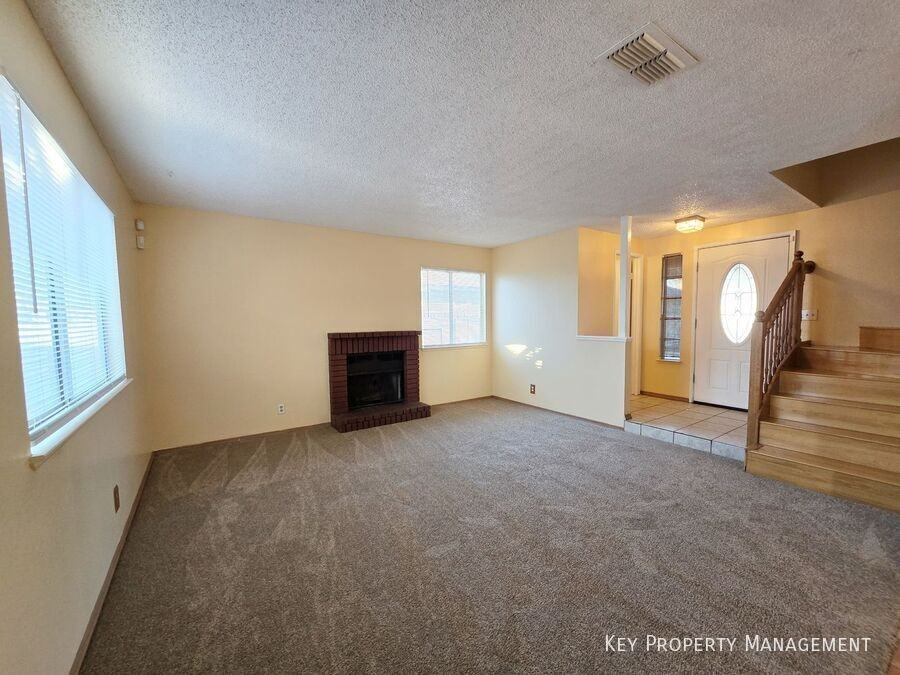 7275 Wichita Ct - Photo 4 of 28
