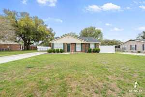 featured image of 16 Quail Ridge Cir N