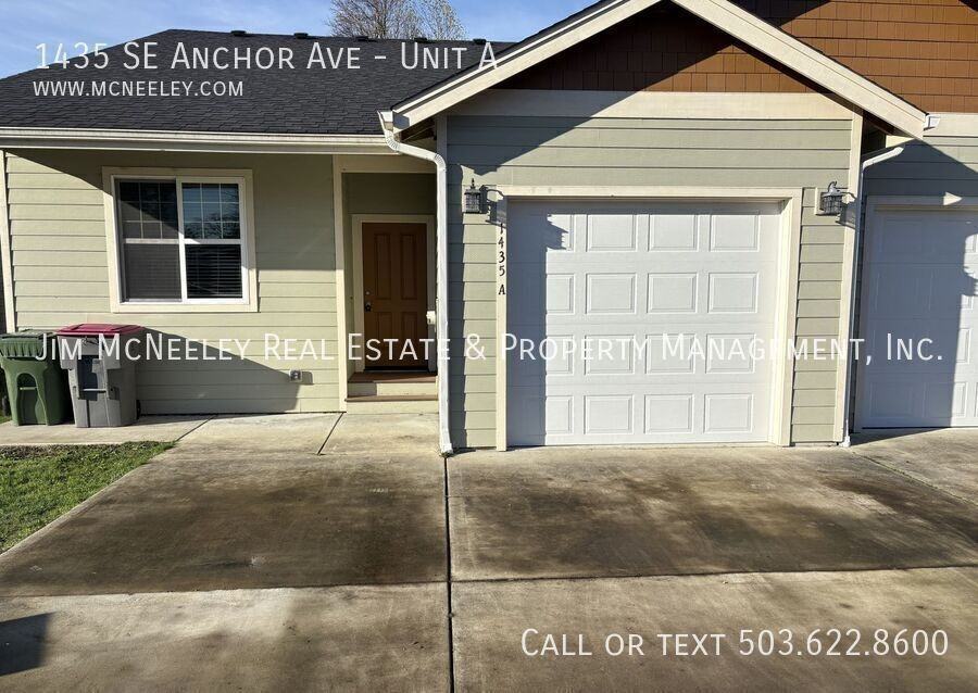1435 Se Anchor Ave #A - Photo 2 of 23