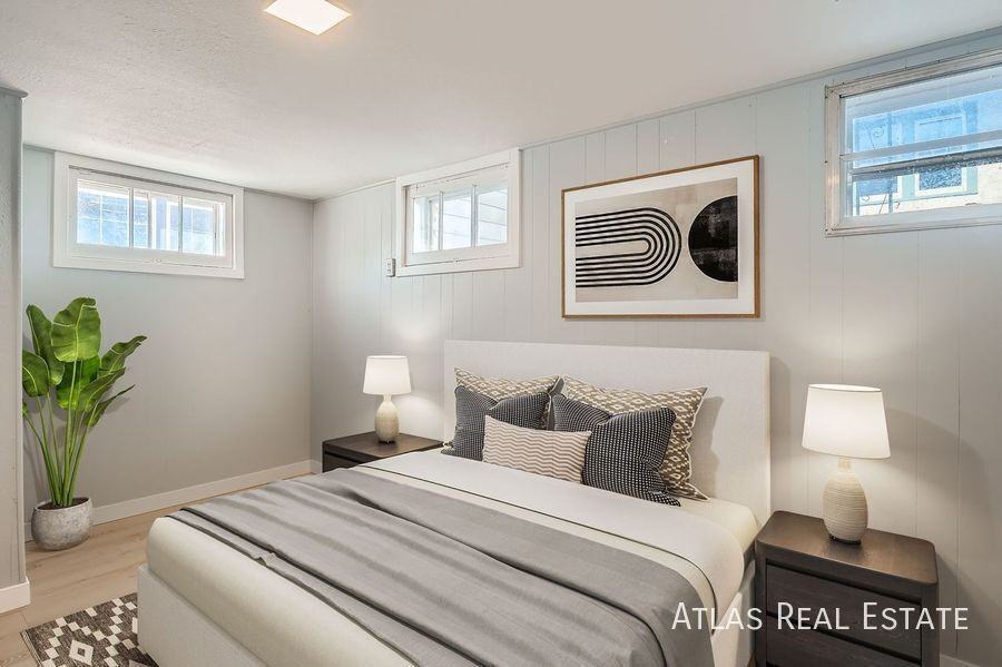 1811 14th Ave #2 - Photo 2 of 10