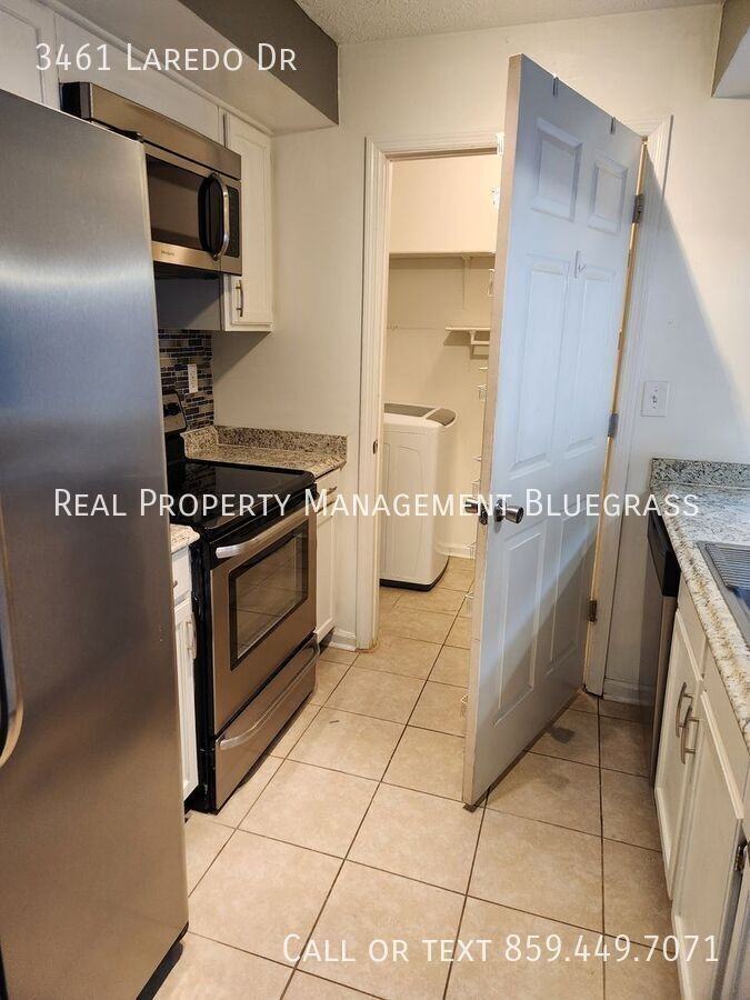 3461 Laredo Dr - Photo 6 of 13