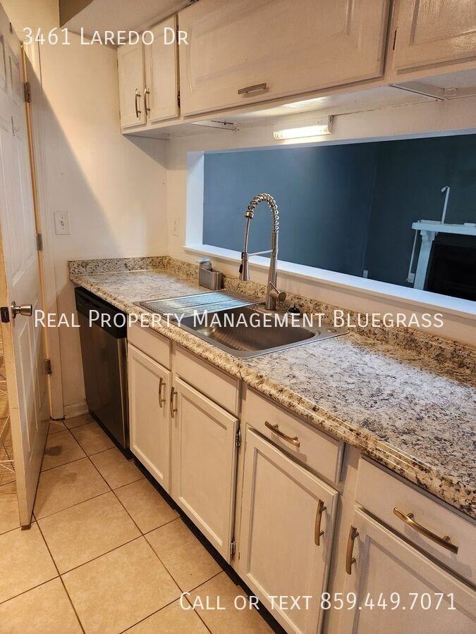 3461 Laredo Dr - Photo 7 of 13