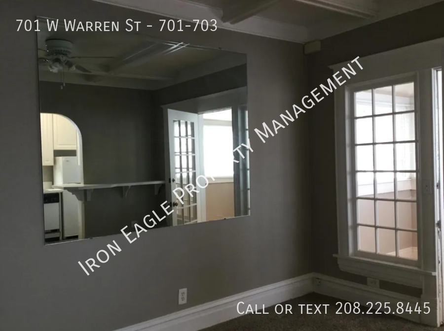 701 W Warren St #701-703 - Photo 4 of 9