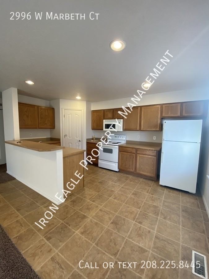 2996 W Marbeth Ct - Photo 2 of 11