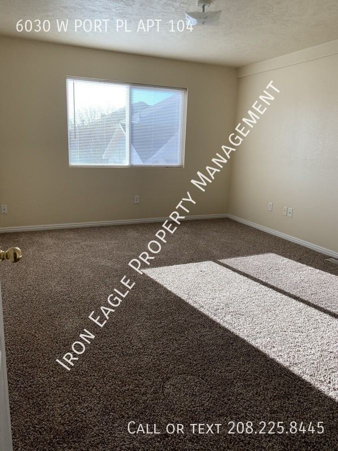 6030 W Port Ln Apt 104 - Photo 6 of 11
