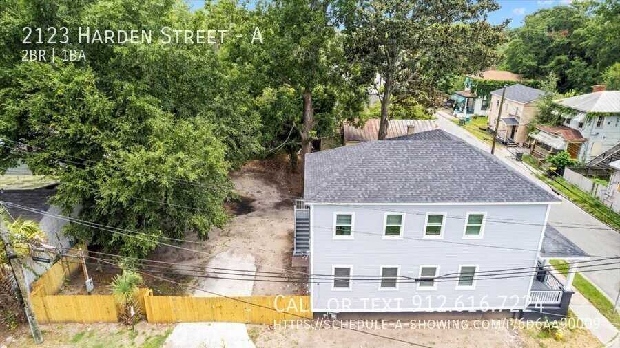 2123 Harden St #A - Photo 6 of 27