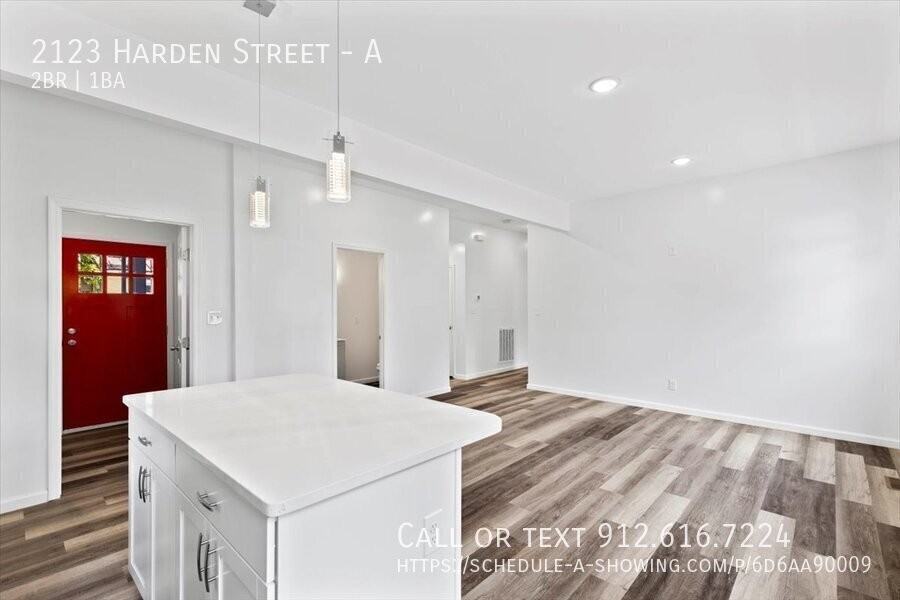 2123 Harden St #A - Photo 7 of 28