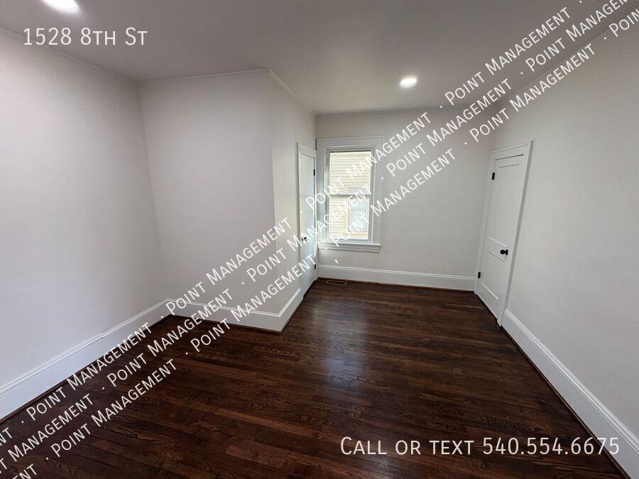 1528 8th St Se - Photo 4 of 19