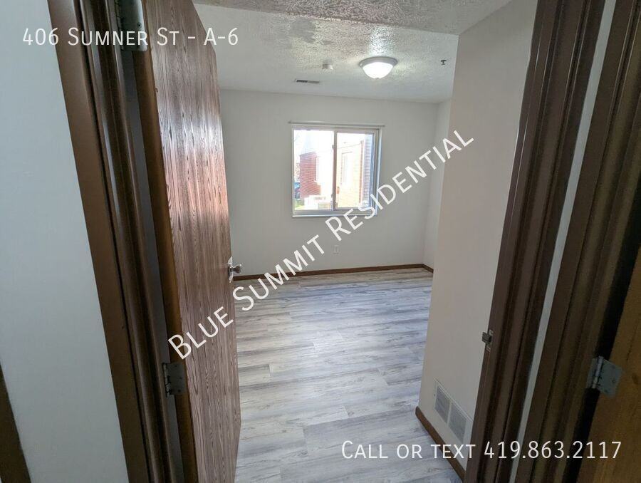 406 Sumner St #A6 - Photo 4 of 11