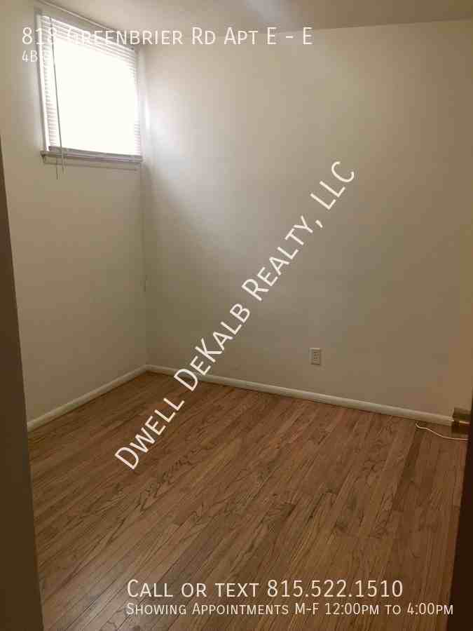 818 Greenbrier Rd Apt E #E - Photo 2 of 8