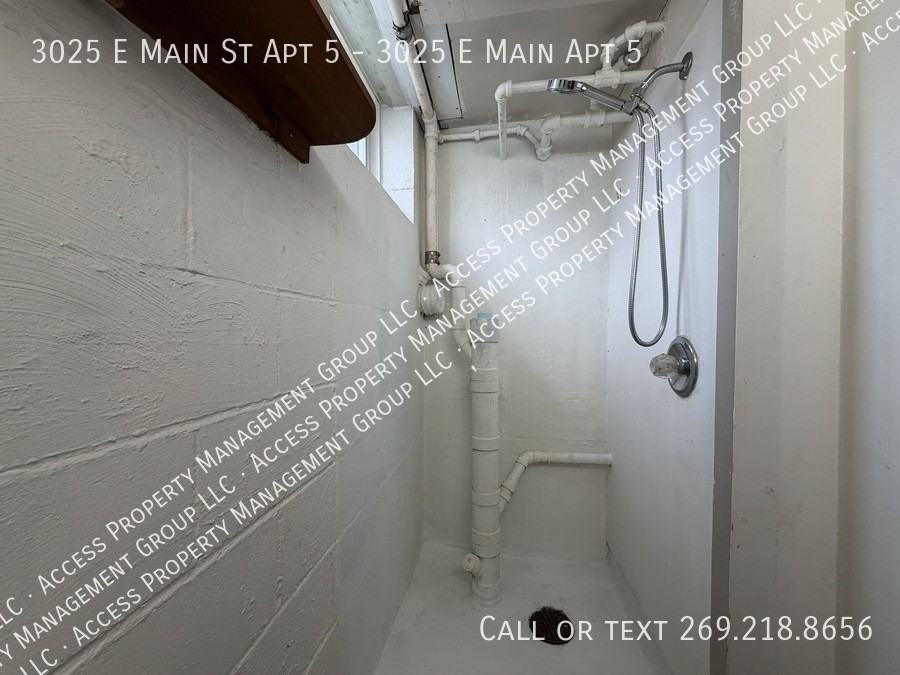 3025 E Main St Apt 5 - Photo 3 of 7