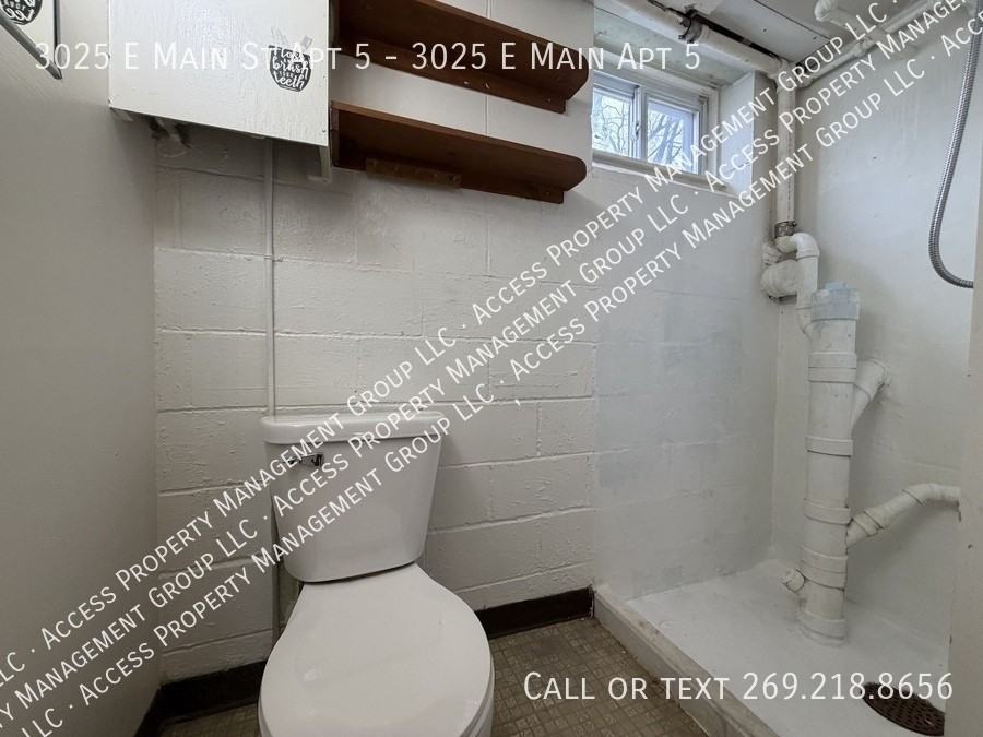 3025 E Main St Apt 5 - Photo 5 of 7