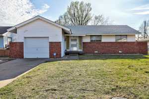 featured image of 1520 Brookdale Dr #1