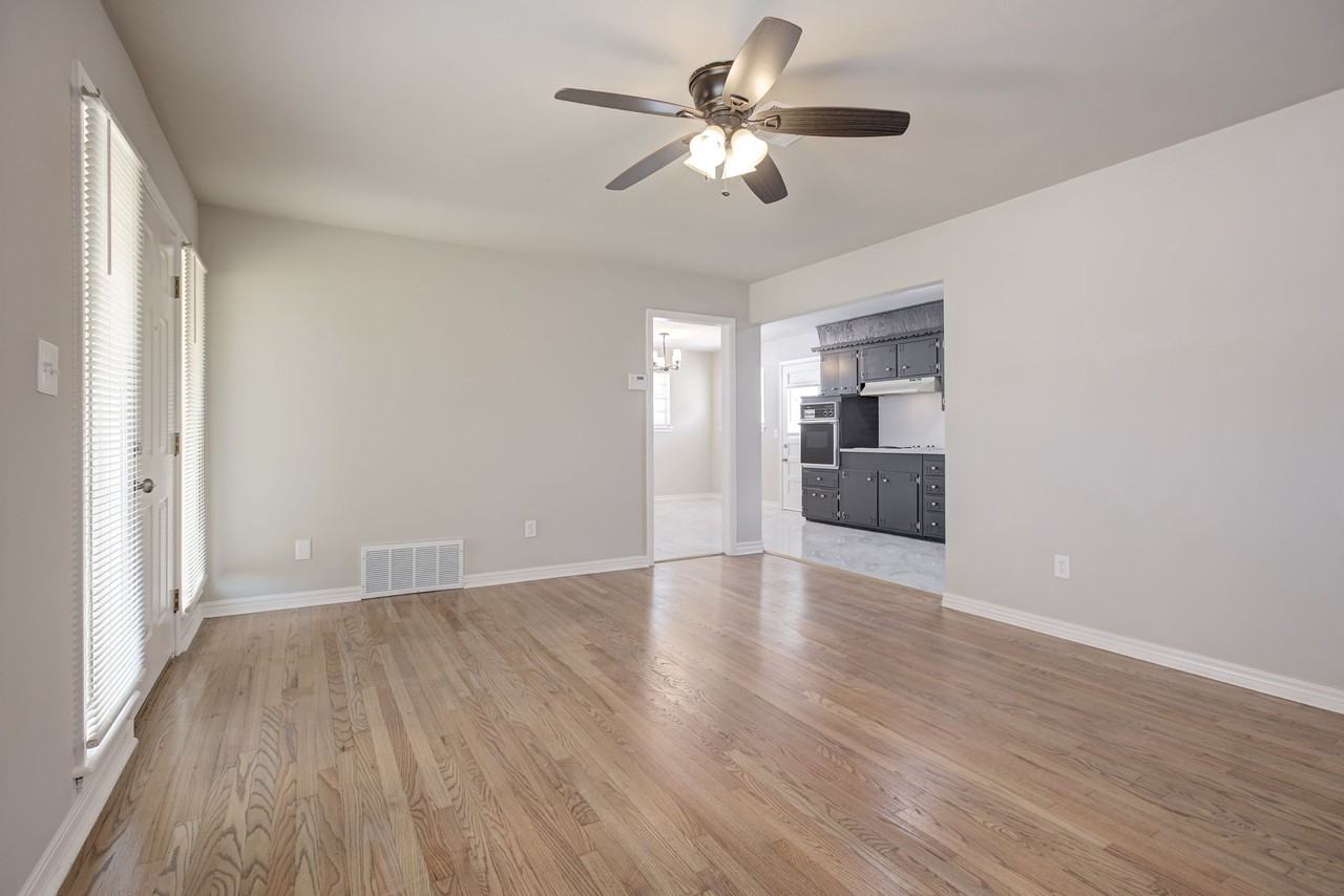 1520 Brookdale Dr #1 - Photo 4 of 28