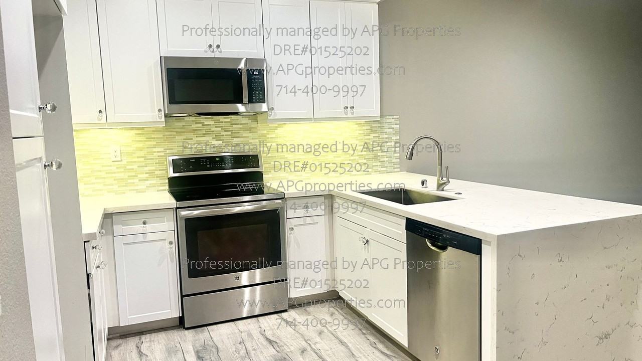 9315 Alondra Blvd #2 - Photo 5 of 34