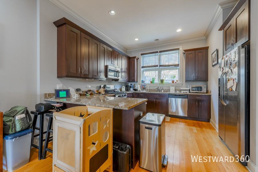 2066 N Stave St #5 - Photo 5 of 18