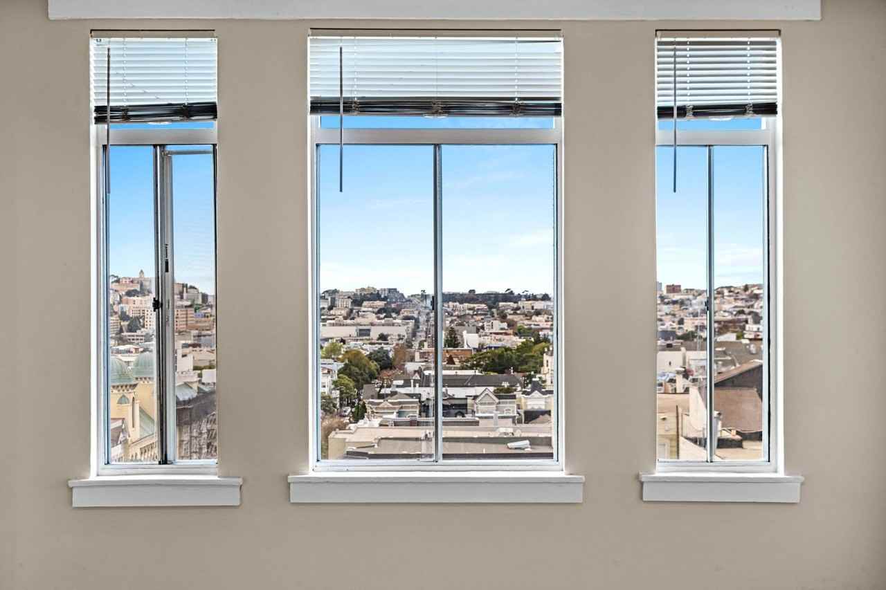 1700 Octavia St #602 - Photo 6 of 30